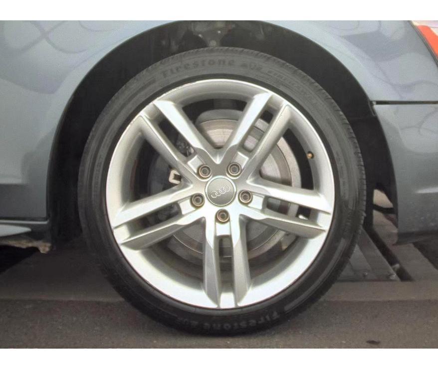 Audi A42.0T Quattro Premium 4Dr Sedan - Thumbnail 6