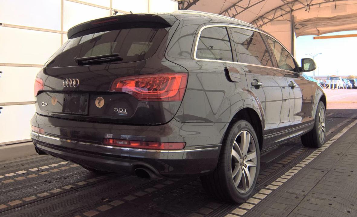 Audi Q73.0T Premium Plus 4Dr Suv Awd - Thumbnail 4