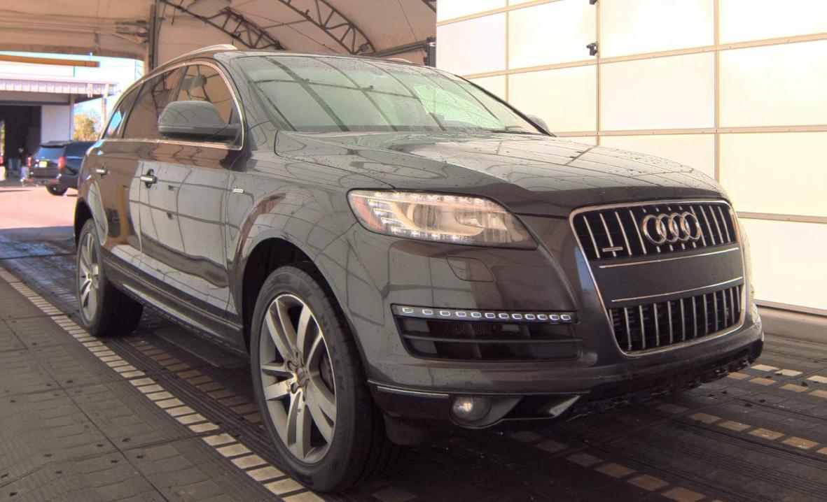 Audi Q73.0T Premium Plus 4Dr Suv Awd - Thumbnail 3