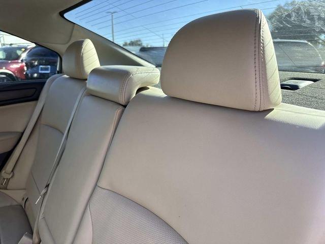 Subaru Legacy 3.6R - Thumbnail 16