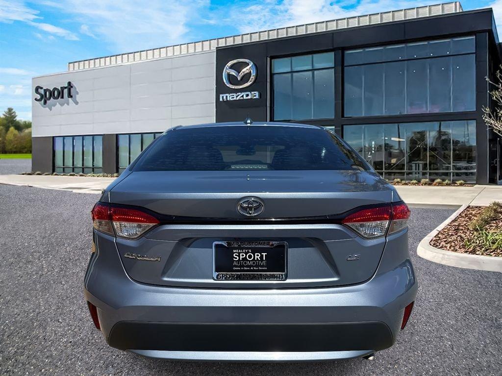 Toyota Corolla Le - Thumbnail 5