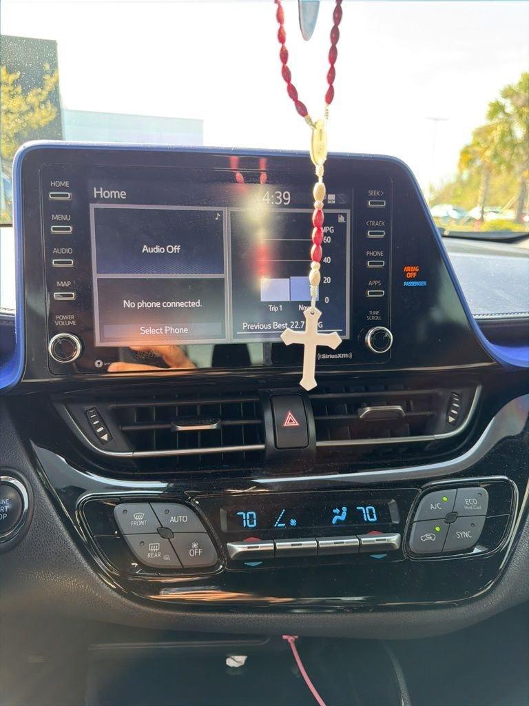 Toyota C-Hr - Thumbnail 3