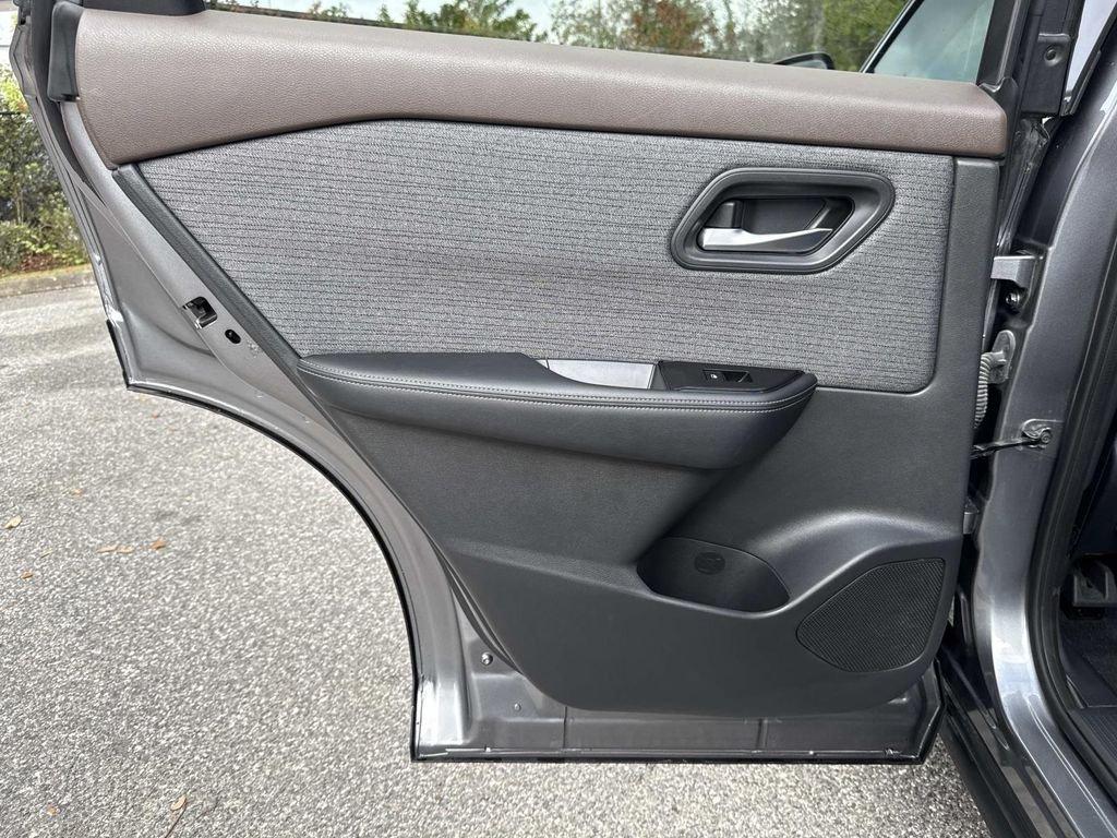 Nissan Rogue Sv - Thumbnail 14