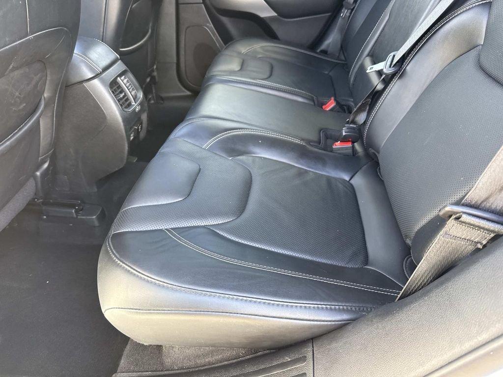 Jeep Cherokee Latitude Lux - Thumbnail 17