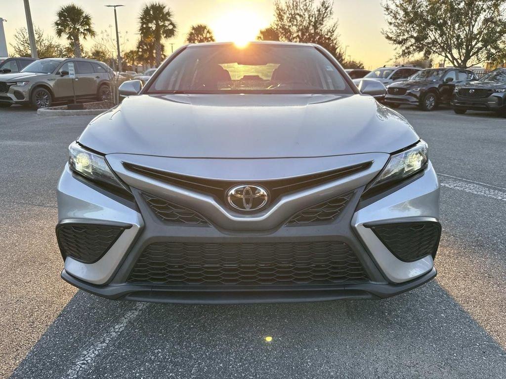 Toyota Camry Se - Thumbnail 11