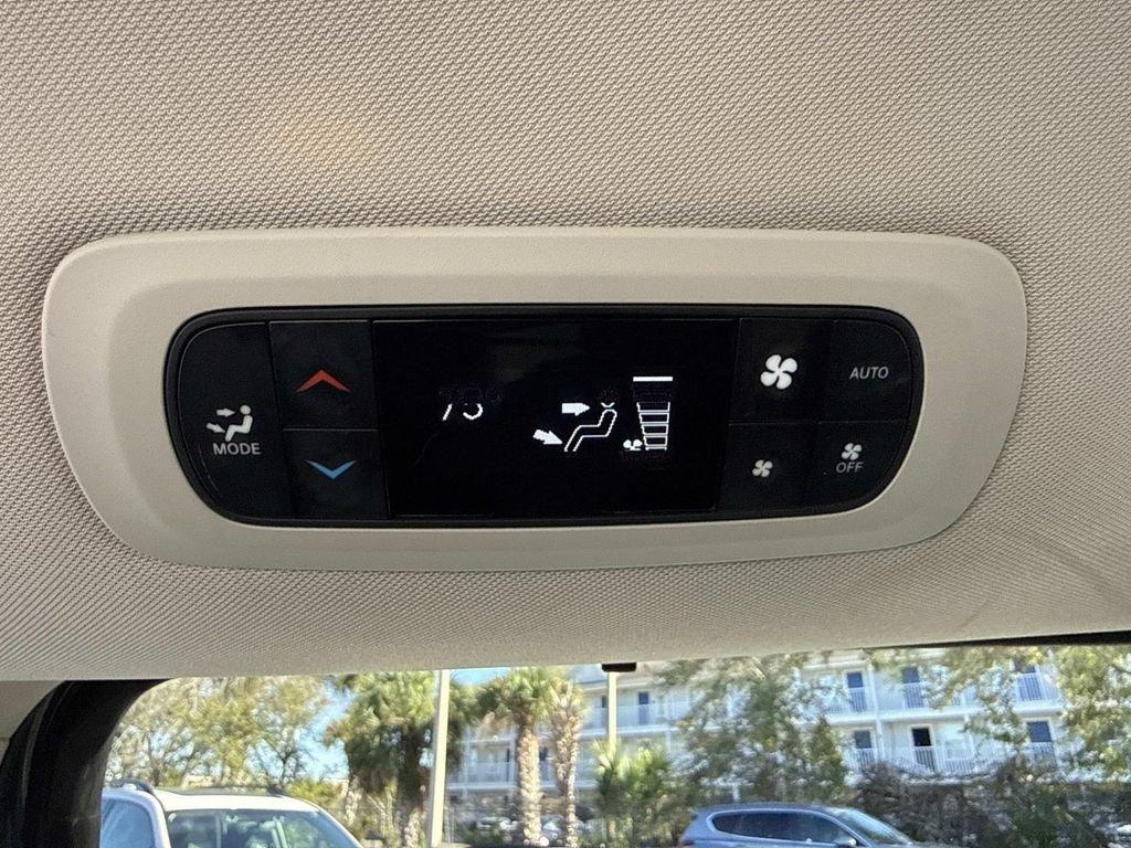 Chrysler Pacifica Touring L - Thumbnail 20