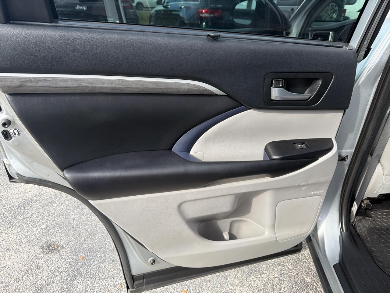 Toyota Highlanderlimited Awd V6 - Thumbnail 9