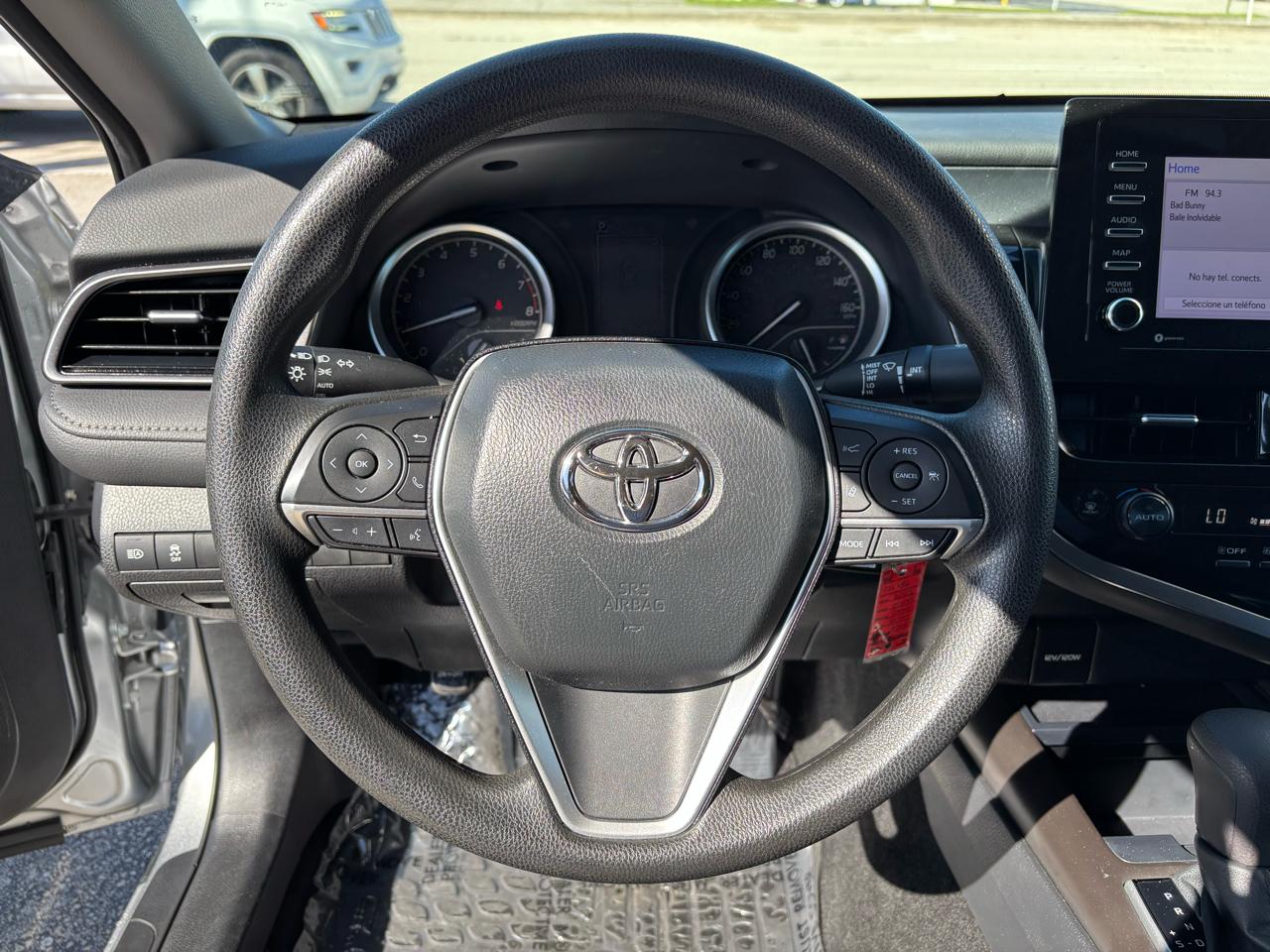 Toyota Camryse - Thumbnail 10