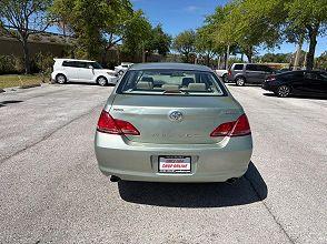 Toyota Avalon Limited - Thumbnail 2