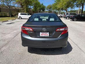 Toyota Camry L - Thumbnail 2