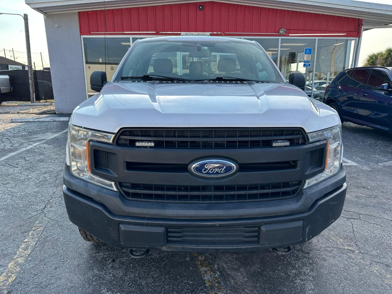 Ford F-150Xl 6.5-Ft. Bed 4Wd - Thumbnail 2