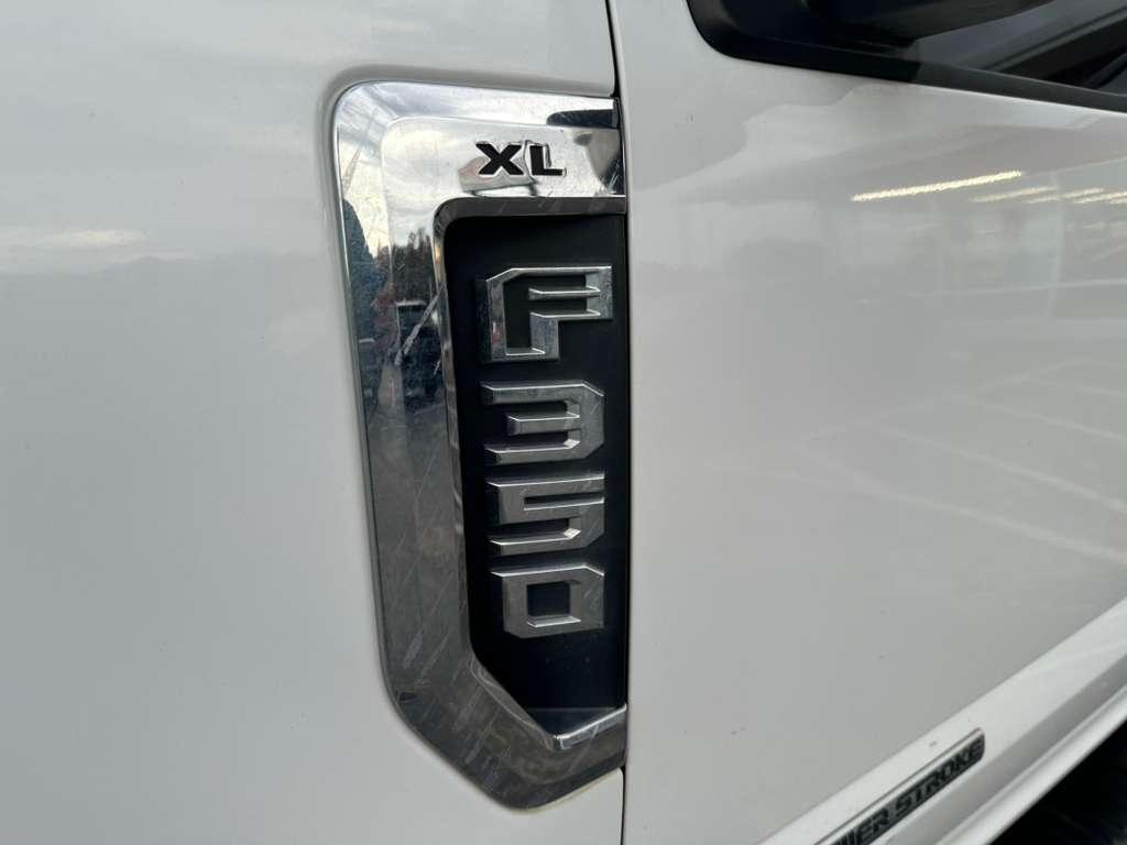 Ford F-350 Sdxl Crew Cab Long Bed Drw 4Wd - Thumbnail 11