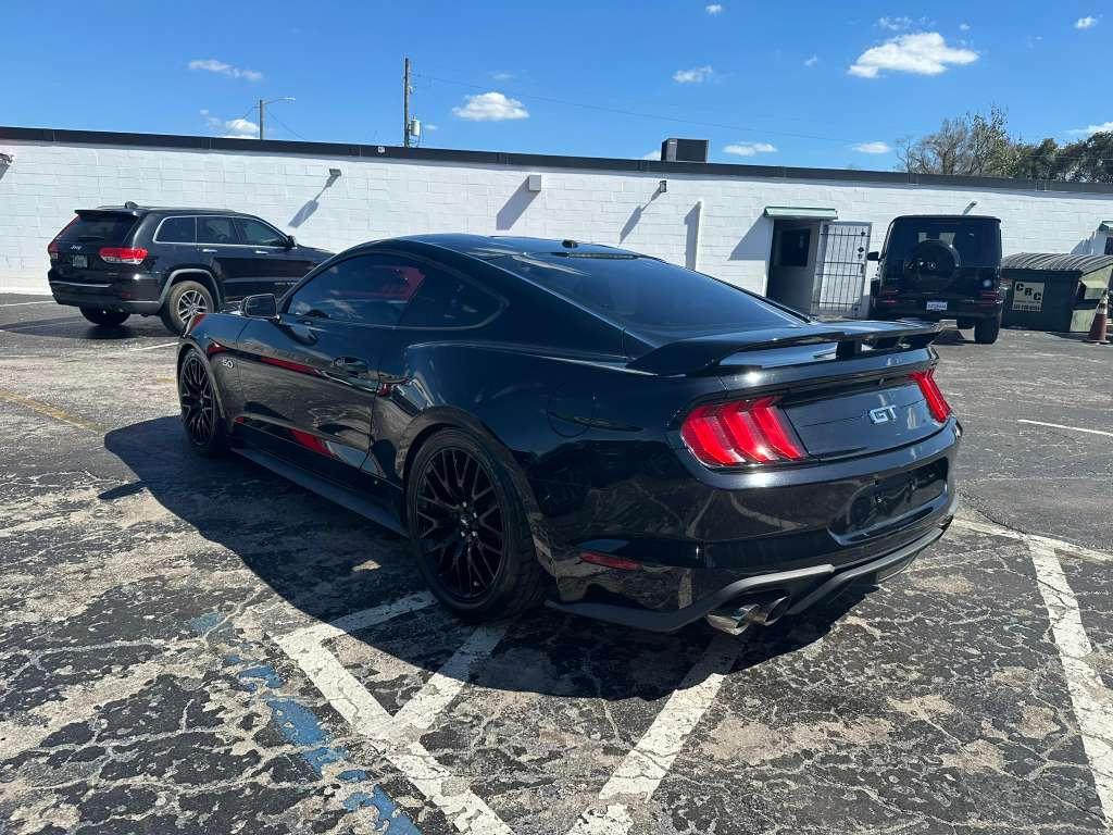 Ford Mustanggt Coupe - Thumbnail 5