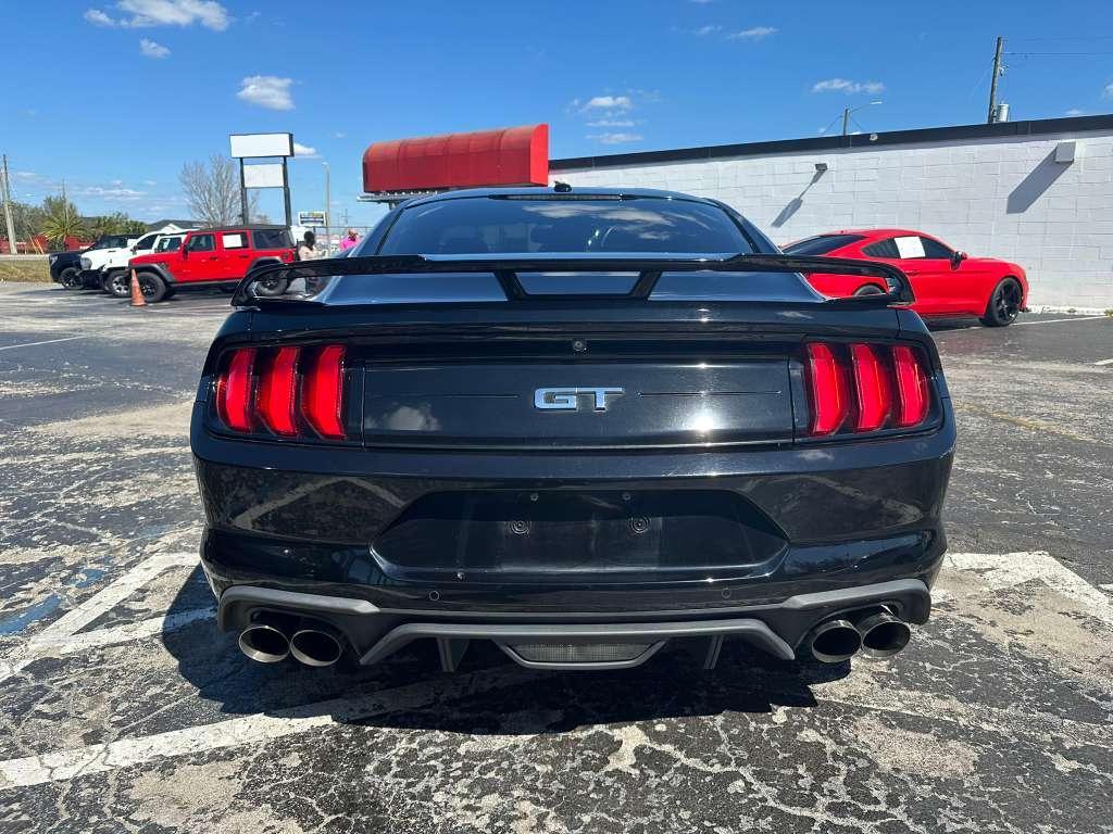 Ford Mustanggt Coupe - Thumbnail 6