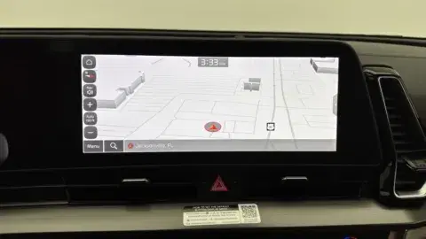 Kia Sportage Ex - Thumbnail 6