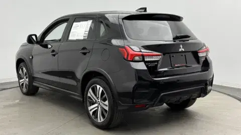 Mitsubishi Outlander Sport Es - Thumbnail 6