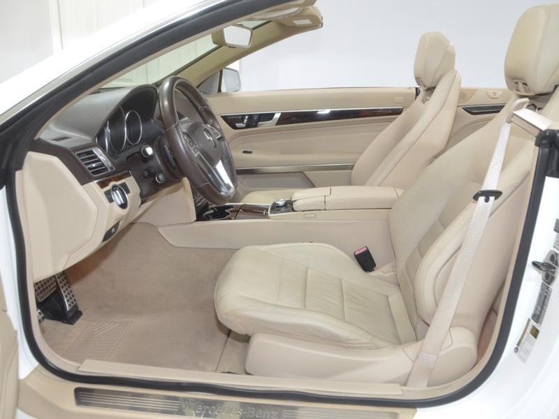 Mercedes-Benz E-Class E 400 3.0L Automatic 1 Owner - Thumbnail 19