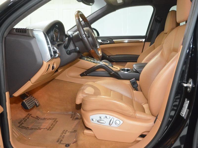 Porsche Cayenne Turbo *1 Owner*Premium*Sport Chrono*20,500 Miles* - Thumbnail 17