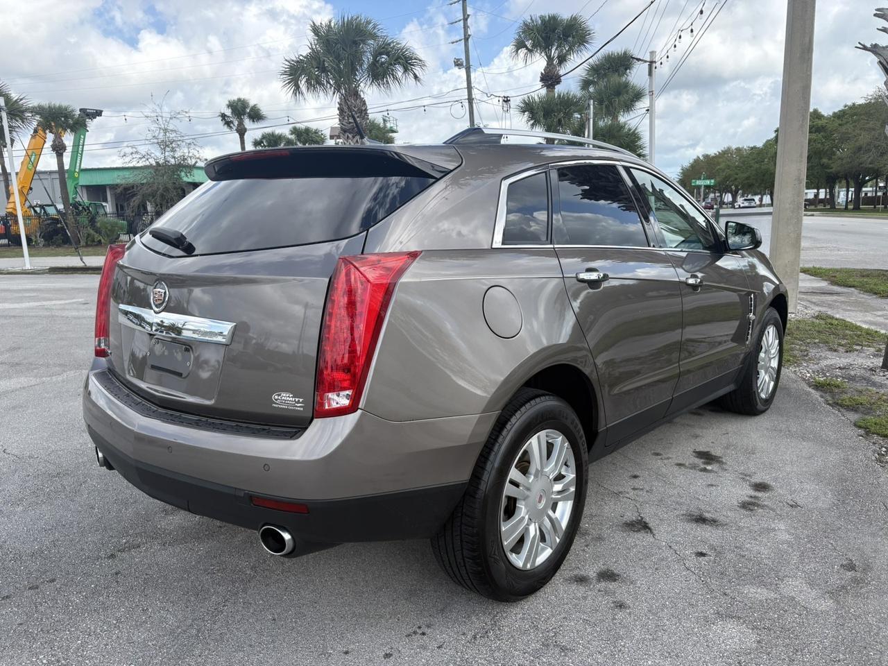 Cadillac SRX - Thumbnail 4