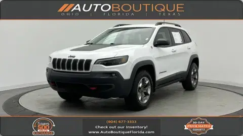 Jeep Cherokee Trailhawk - Thumbnail 2