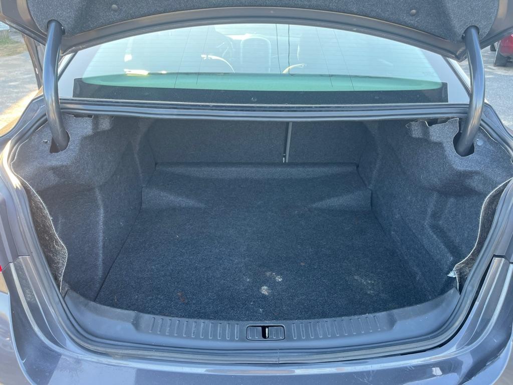 Chevrolet Malibu Ls - Thumbnail 12