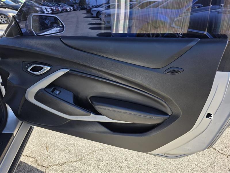 Chevrolet Camaro1Lt Coupe 8A - Thumbnail 11