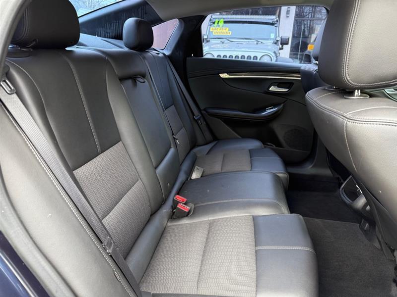 Chevrolet Impalalt - Thumbnail 18