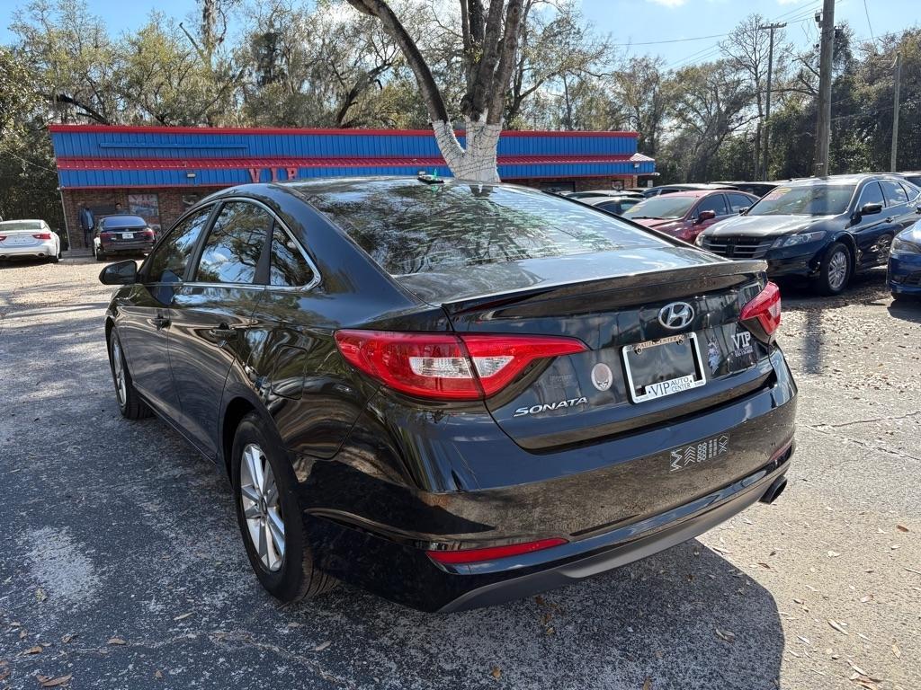 Hyundai Sonata Se - Thumbnail 4