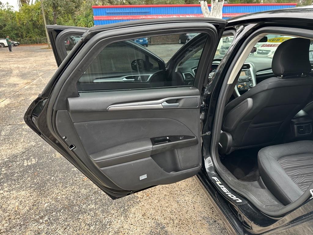 Ford Fusion Se - Thumbnail 15