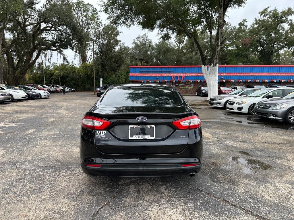 Ford Fusion Se - Thumbnail 5