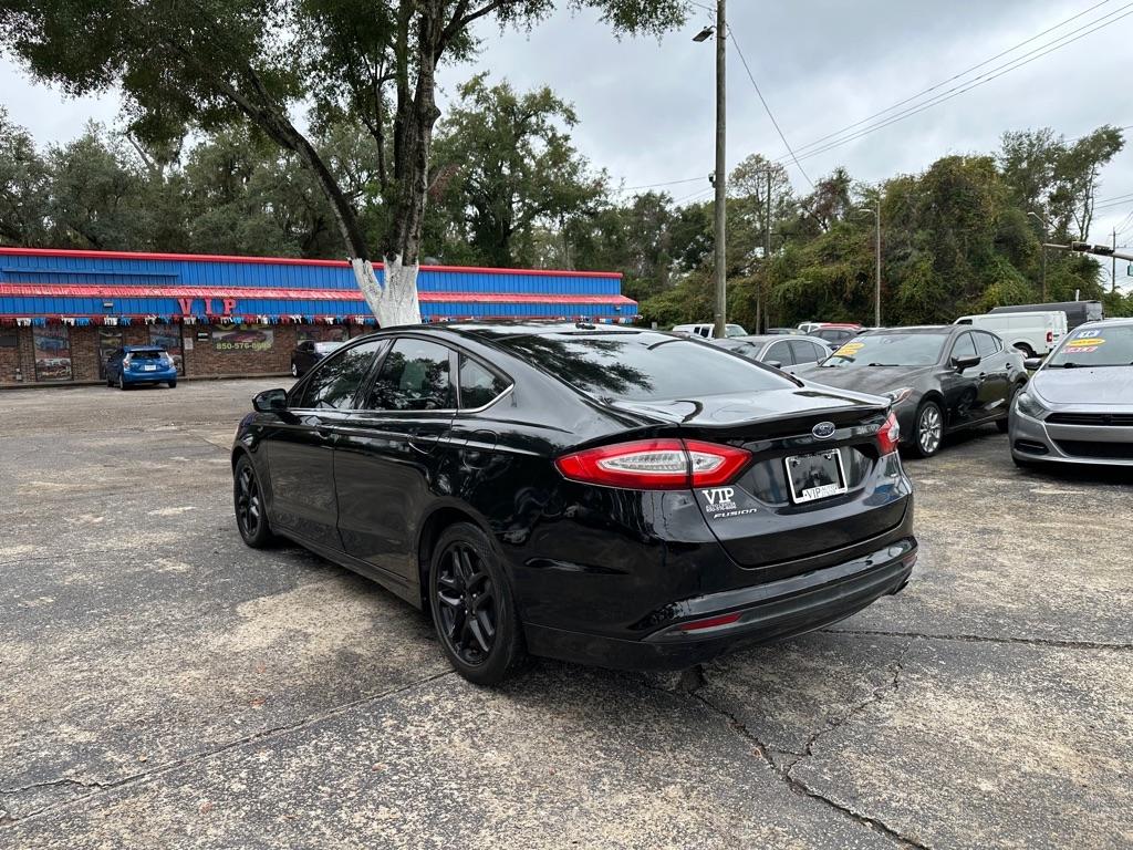 Ford Fusion Se - Thumbnail 4