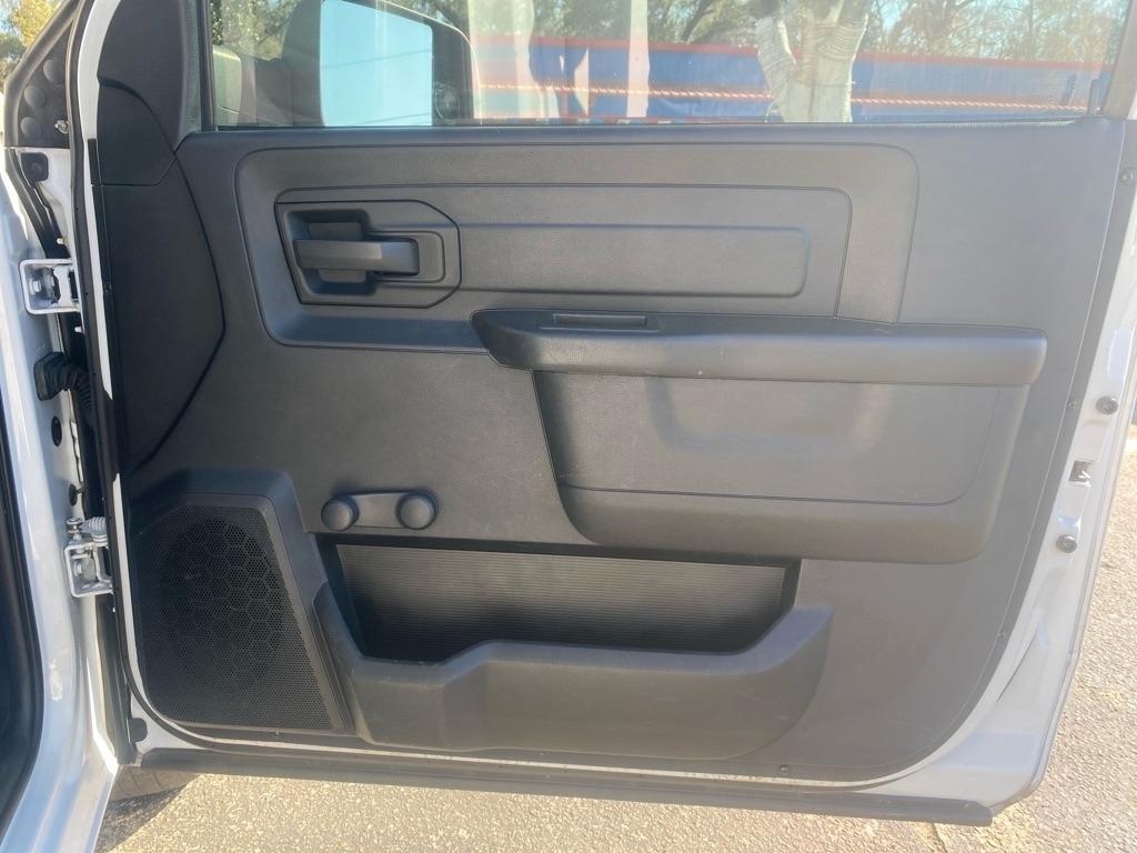 Ram 1500 Tradesman Regular Cab Lwb 2Wd - Thumbnail 2