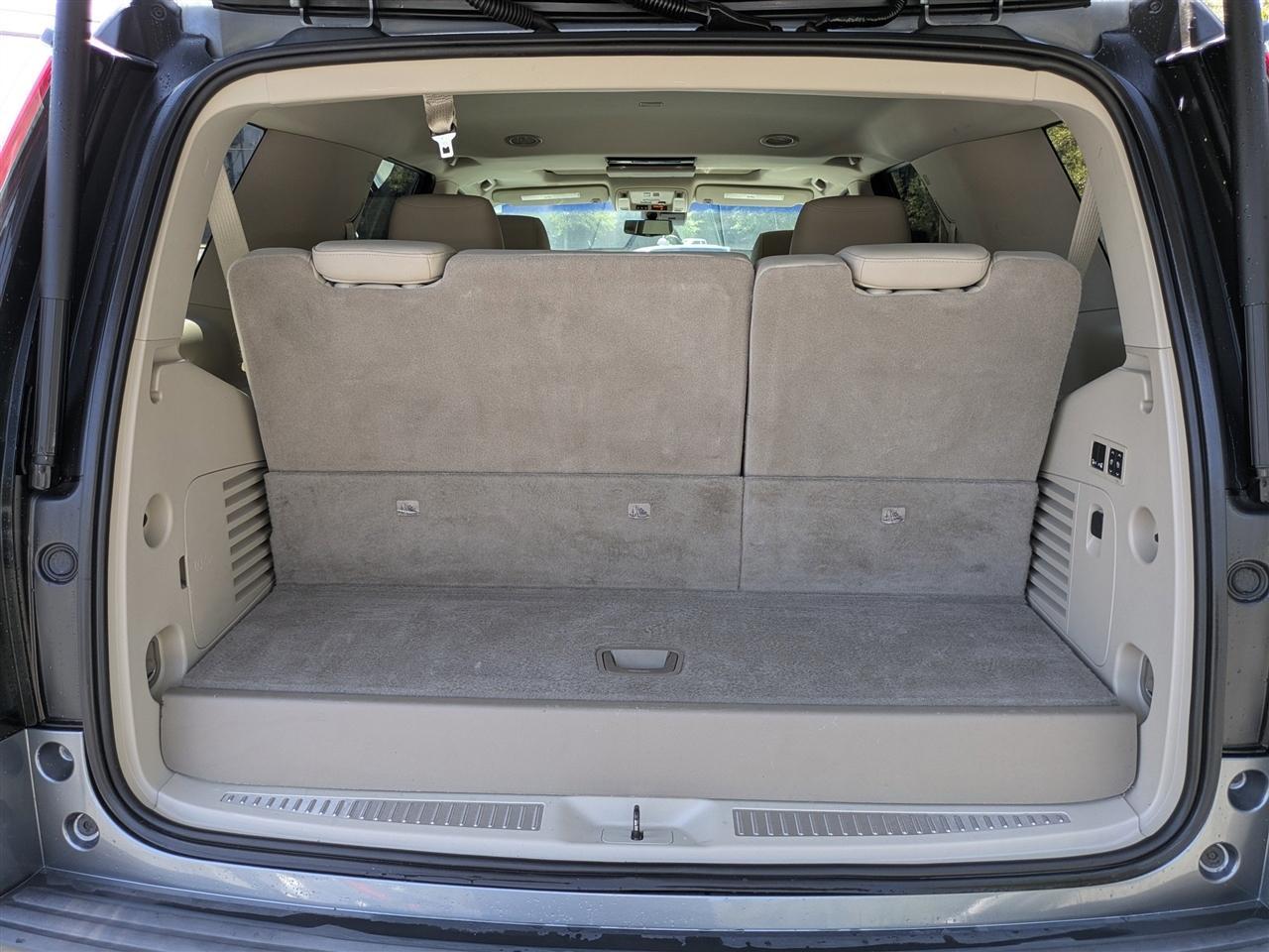 Cadillac Escaladeluxury 2Wd - Thumbnail 14