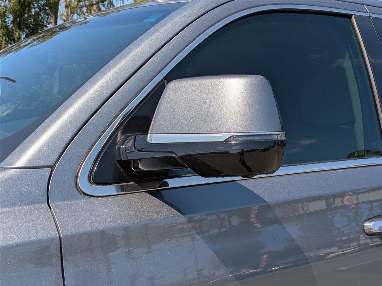 Cadillac Escaladeluxury 2Wd - Thumbnail 11