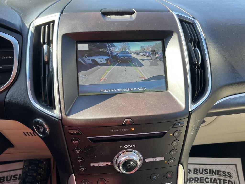 Ford Edgetitanium 4D Suv Fwd - Thumbnail 11