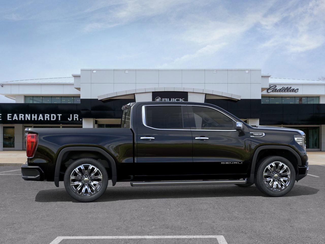 Gmc Sierra 1500 Denali Four Wheel Drive Crew Cab - Thumbnail 7