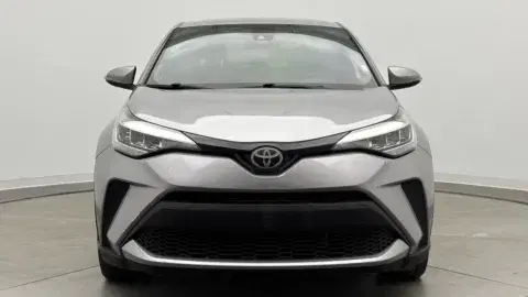 Toyota C-Hr Xle - Thumbnail 3