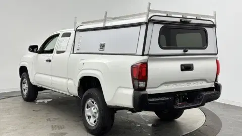 Toyota Tacoma Sr - Thumbnail 6