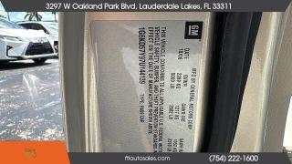 Cadillac Dts - Thumbnail 2