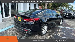 Kia Optima - Thumbnail 16