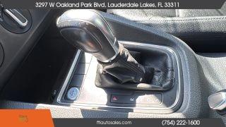 Volkswagen Jetta - Thumbnail 2