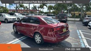 Volkswagen Jetta - Thumbnail 14