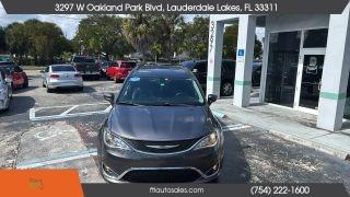 Chrysler Pacifica - Thumbnail 10