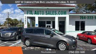 Chrysler Pacifica - Thumbnail 18