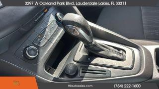 Ford Focus - Thumbnail 3