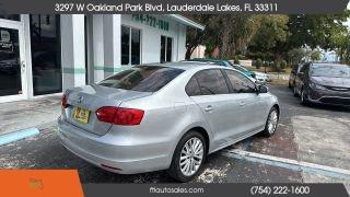 Volkswagen Jetta - Thumbnail 15