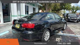 Volkswagen Jetta - Thumbnail 17