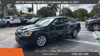 Volkswagen Jetta - Thumbnail 12