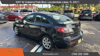 Mazda Mazda3 - Thumbnail 14