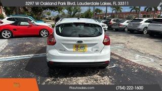 Ford Focus - Thumbnail 16